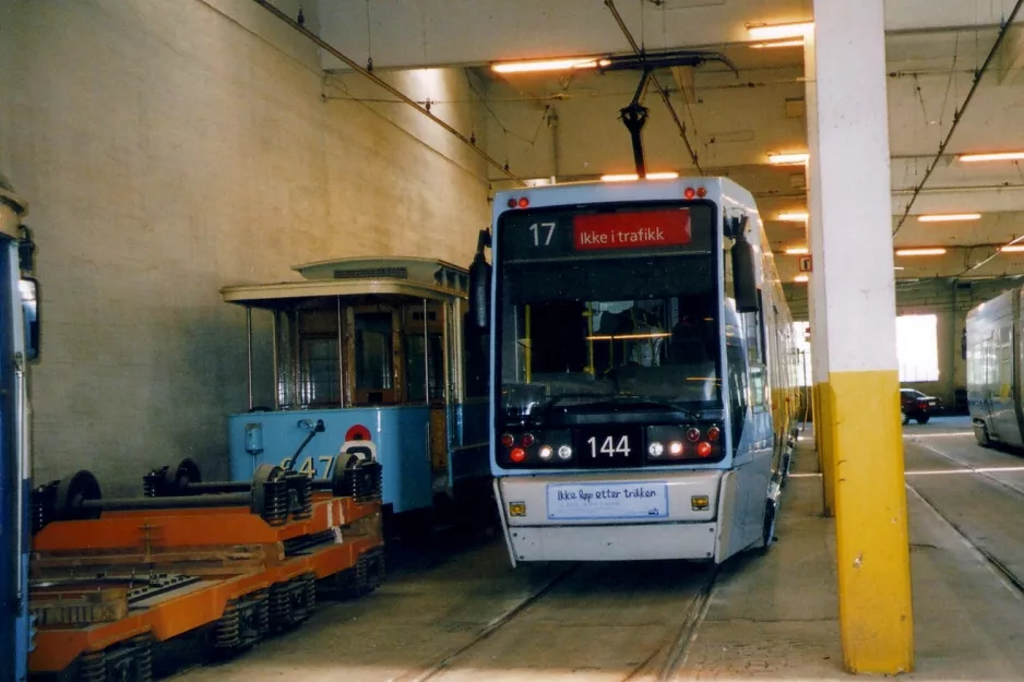 Oslo Museumswagen 647 innen Grefen trikkebase (2005)