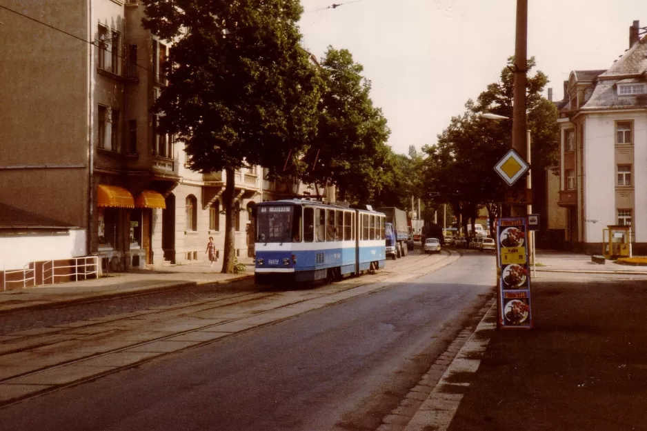 Plauen Straßenbahnlinie 1 mit Gelenkwagen 207nah Seumestr. (1990)