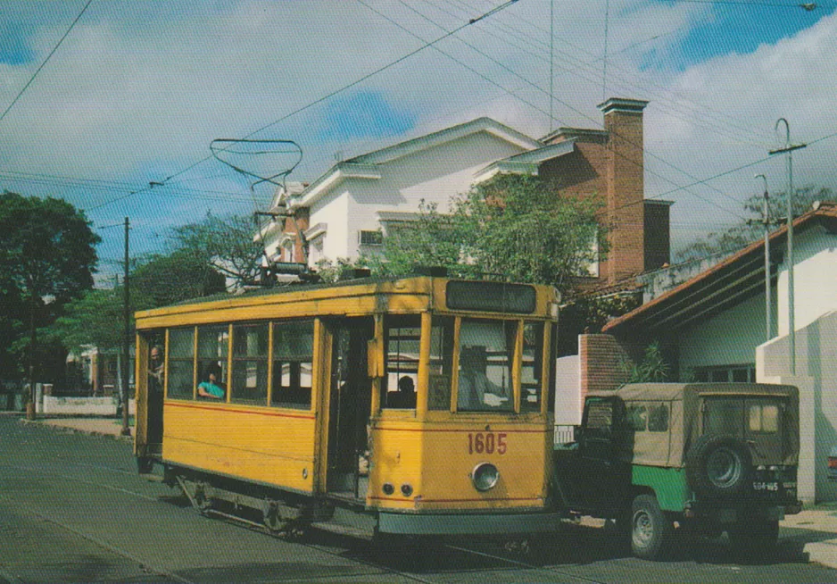 Postkarte: Asunción Straßenbahnlinie 5 mit Triebwagen 1605 auf Padre Egidio Cardozo (1984)
