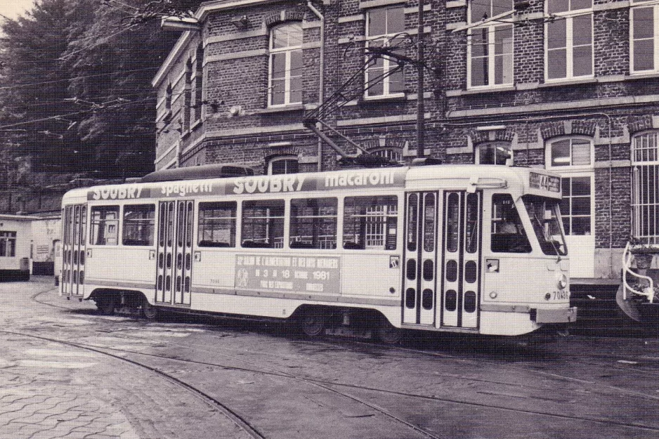 Postkarte: Brüssel Triebwagen 7096 am Woluwe / Tervurenlaan (1981)