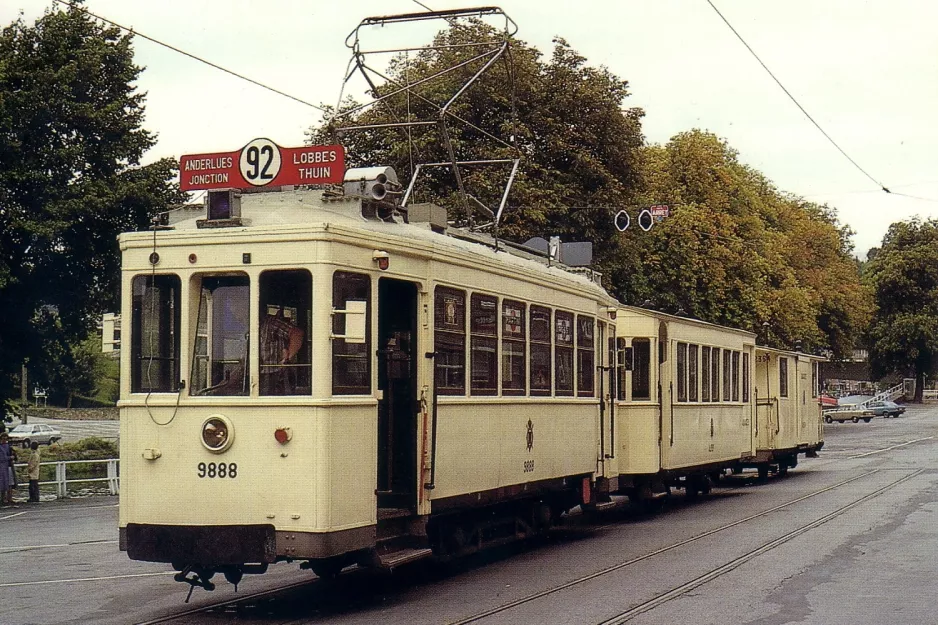 Postkarte: Brüssel Triebwagen 9888 am Rue t'Serstevens (1983)