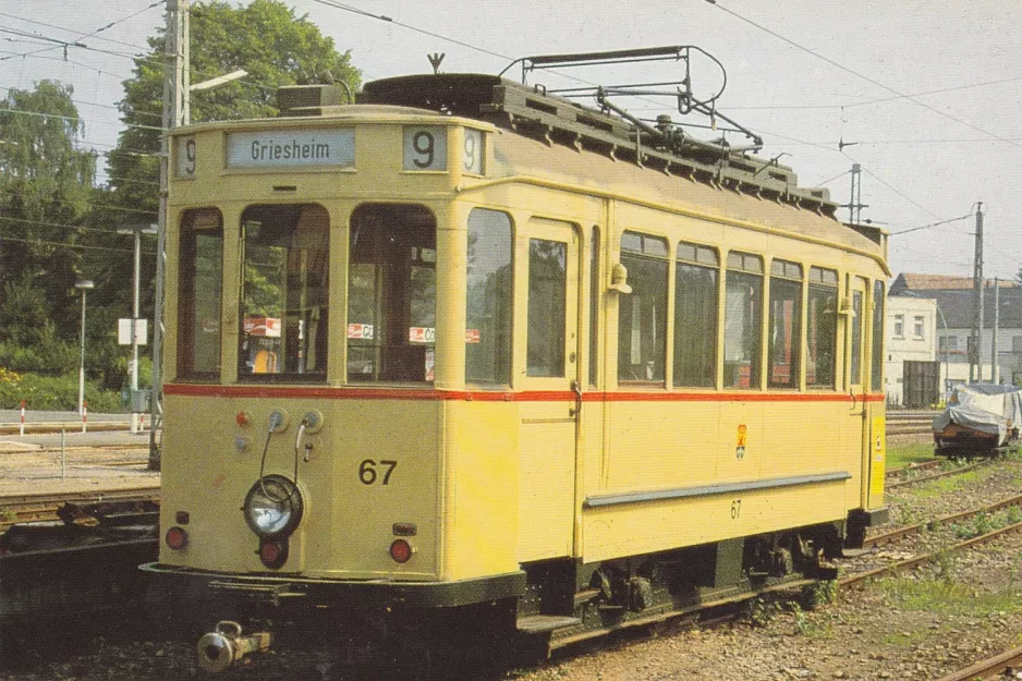 Postkarte: Darmstadt Triebwagen 67 am Depot Böllenfalltor (1984)