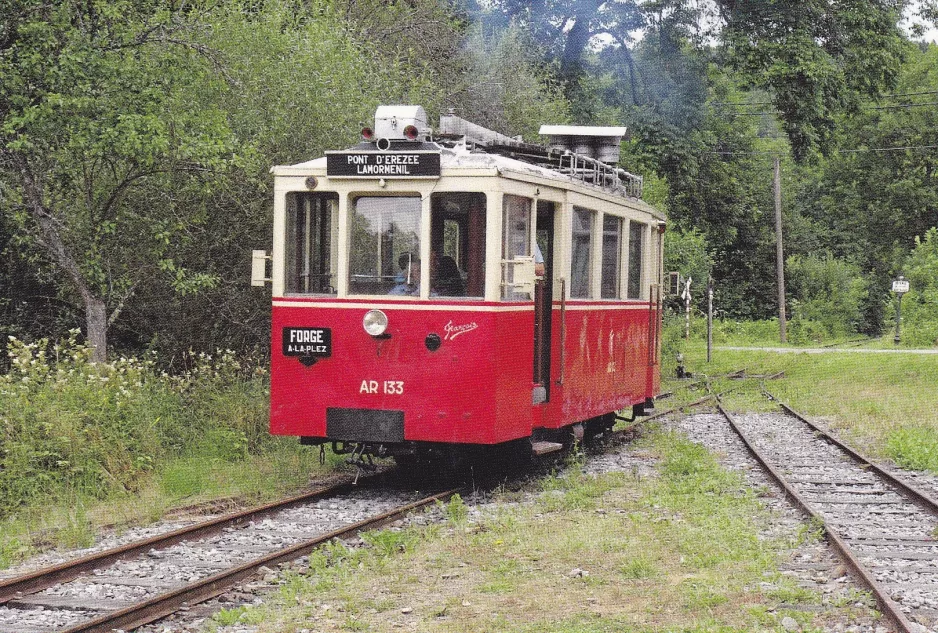 Postkarte: Erezée Triebwagen AR 133 "Francais" am Pont-d'Erezée (2010)