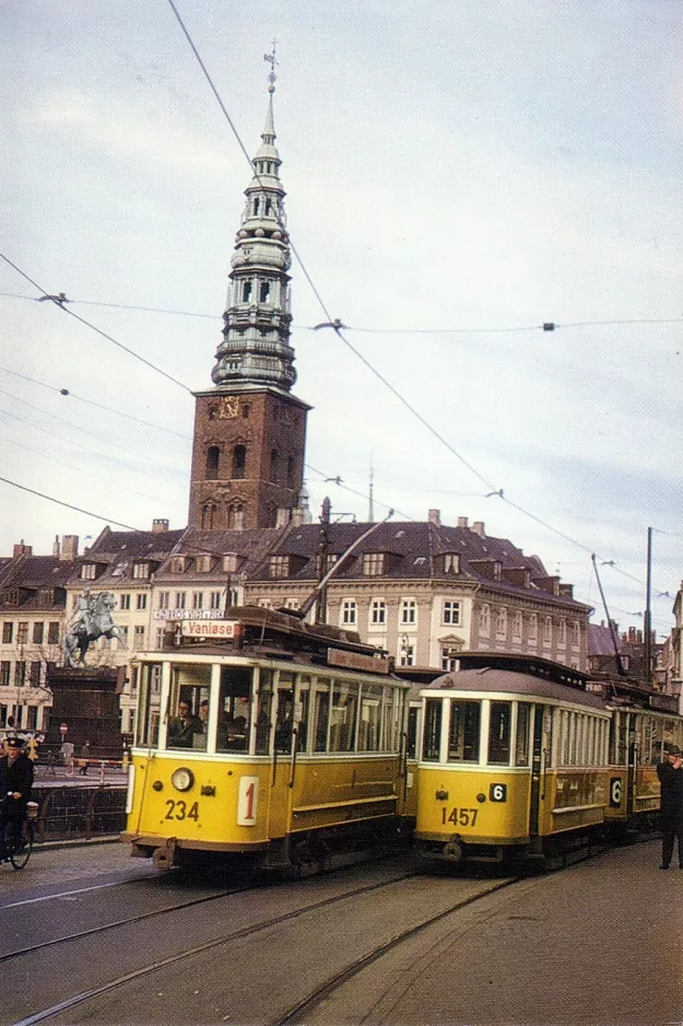 Postkarte: Kopenhagen Straßenbahnlinie 1 mit Triebwagen 234 auf Vindebrogade (1965)