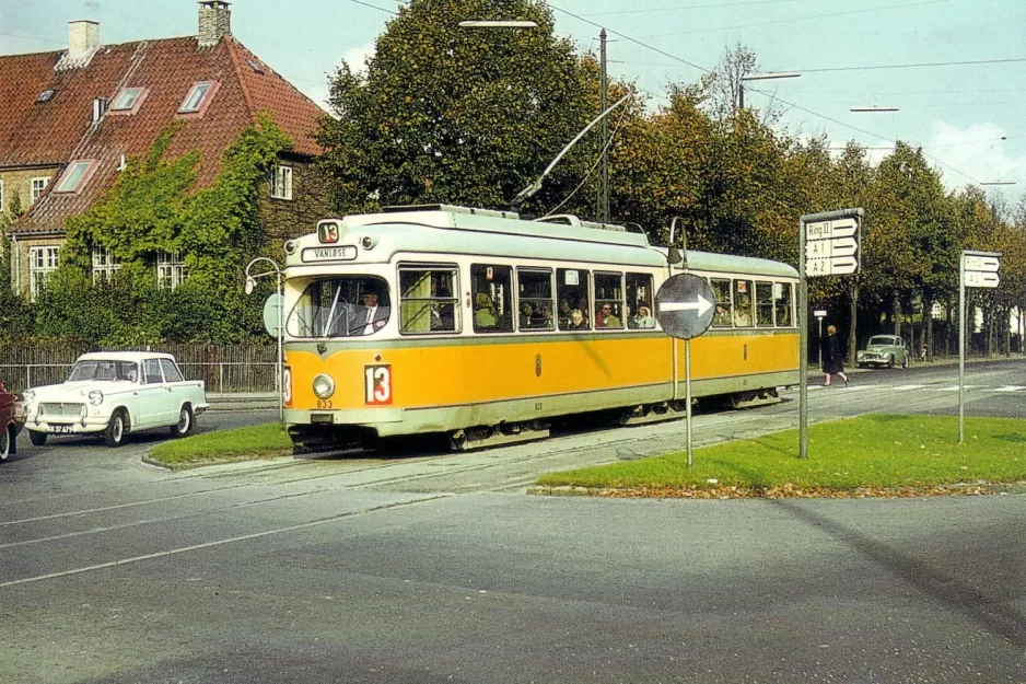 Postkarte: Kopenhagen Straßenbahnlinie 13 mit Gelenkwagen 833 auf Sallingvej (1962-1964)