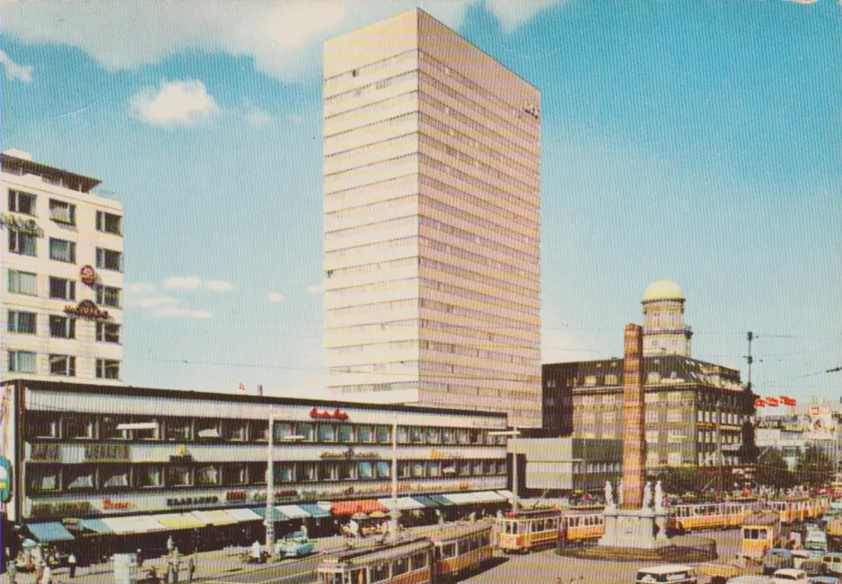 Postkarte: Kopenhagen Straßenbahnlinie 15  vor Frihedsstøtten (1961)