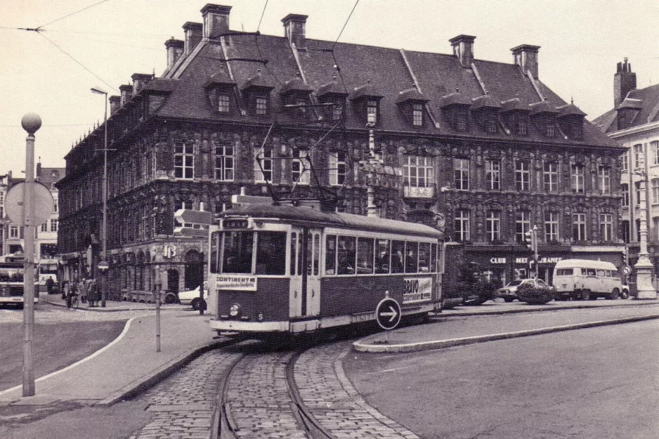 Postkarte: Lille Straßenbahnlinie R mit Triebwagen 518 am Roubaix (1981)