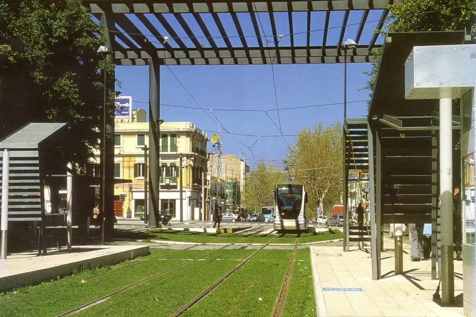 Postkarte: Messina Straßenbahnlinie 28  am Cairoli (2004)