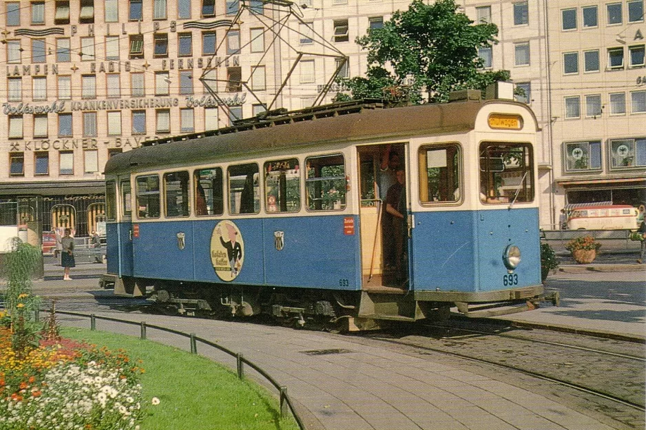 Postkarte: München Triebwagen 693 auf Sendlinger-Tor-Platz (1961)