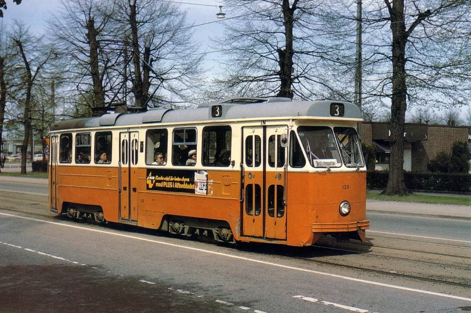 Postkarte: Norrköping Straßenbahnlinie 3 mit Triebwagen 139 auf Norra Promenaden (1978)