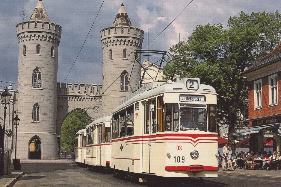 Postkarte: Potsdam Themenfahrten mit Museumswagen 109 vor Nauener Tor (1999)