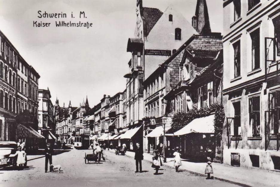 Postkarte: Schwerin auf Mecklenburgstraße (Kaiser Wilhelmstraße) (1910)