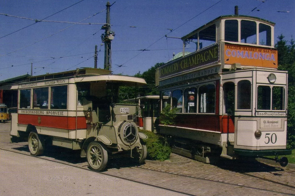 Postkarte: Skjoldenæsholm Doppelstocktriebwagen 50 vor Das Straßenbahnmuseum (2004)