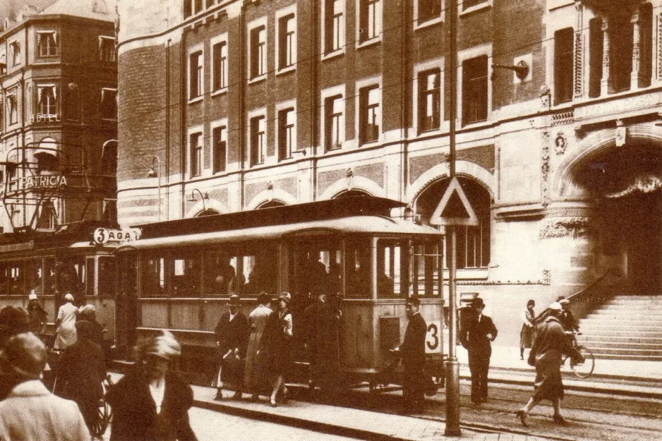 Postkarte: Stockholm Straßenbahnlinie 3 am Centralposthuset (1920-1929)