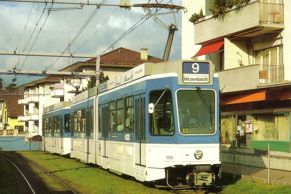 Postkarte: Zürich Straßenbahnlinie 9 mit Gelenkwagen 2093 nahe bei Schwamendingen (1988)