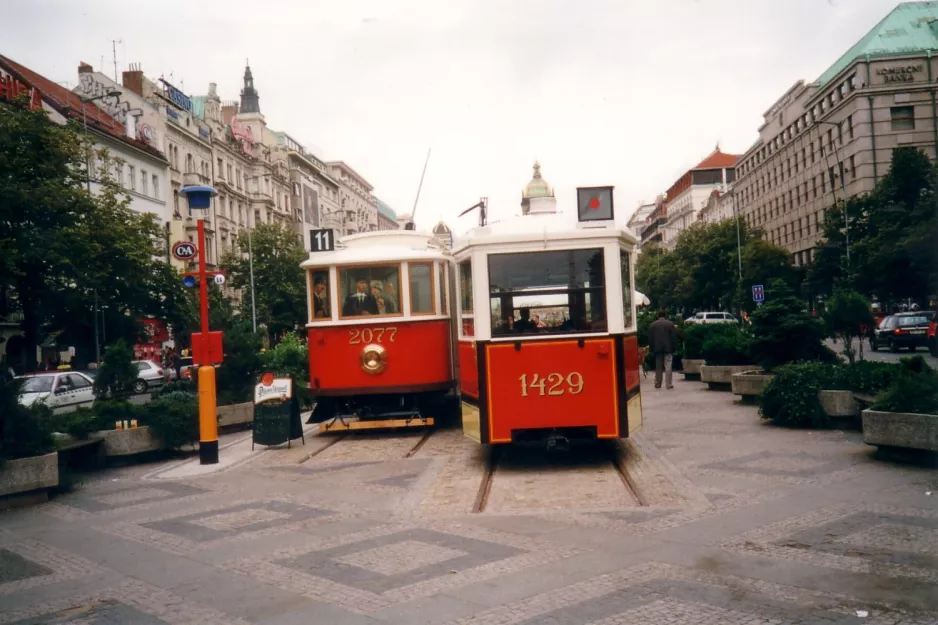 Prag Triebwagen 2077 auf Václavské Náměstí, Café Tramvaj (2001)