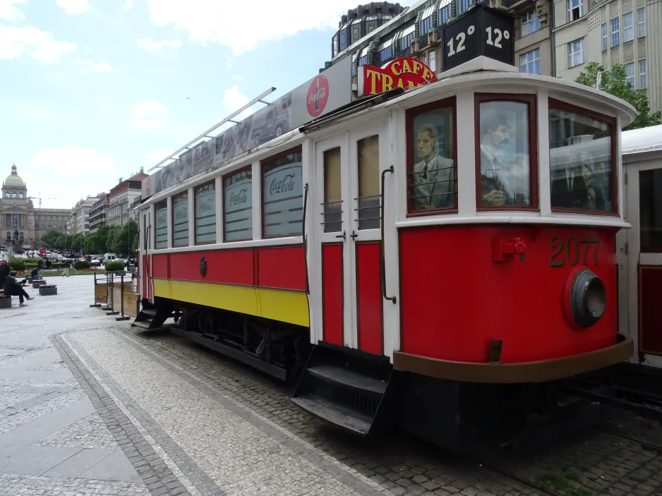 Prag Triebwagen 2077, die Rückseite (2024)