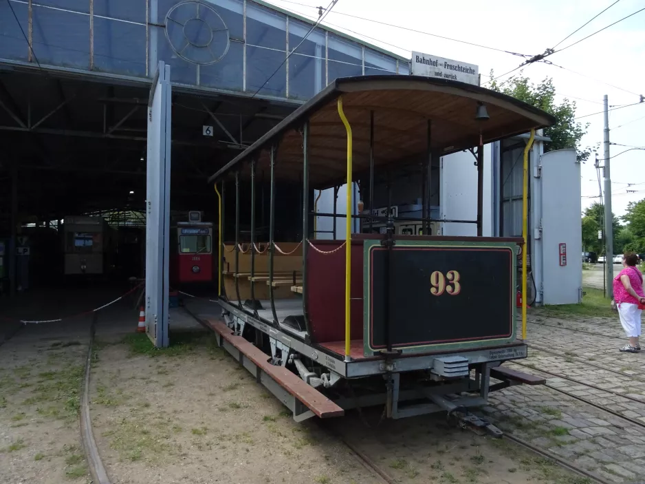 Schönberger Strand Offen Beiwagen 93 vor Museumsbahnen (2021)