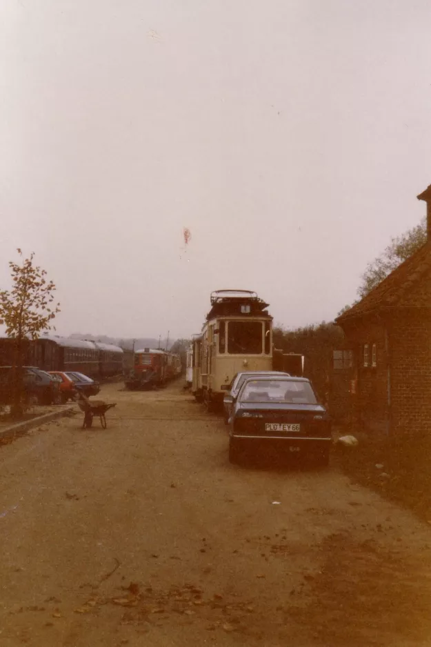 Schönberger Strand Triebwagen 140 vor Museumsbahnen (1988)