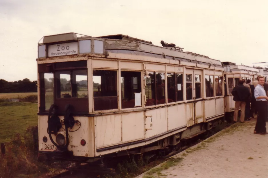 Schönberger Strand Triebwagen 3487 am Museumsbahnen (1981)