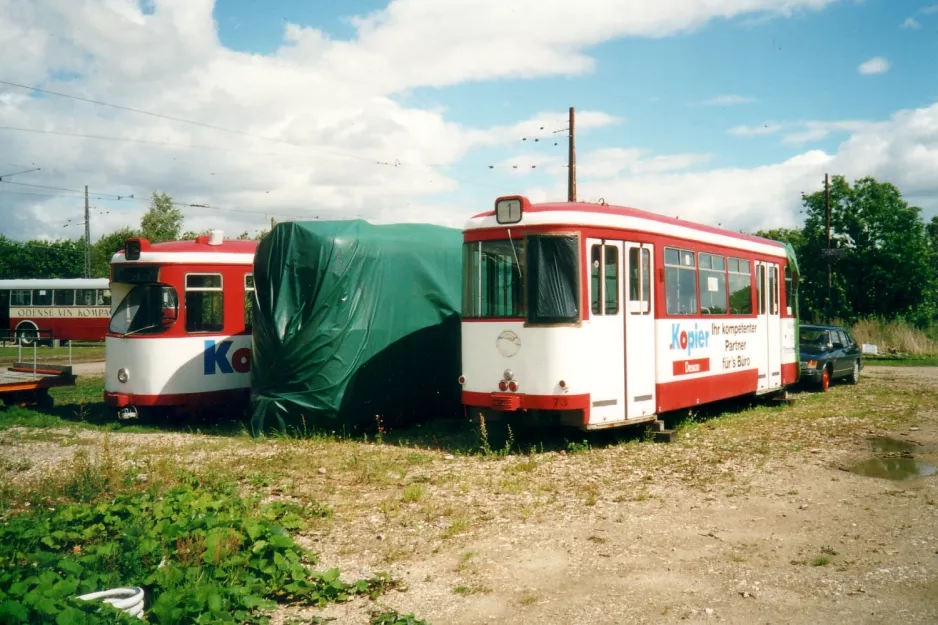 Skjoldenæsholm Gelenkwagen 73 vor Das Straßenbahnmuseum (2001)