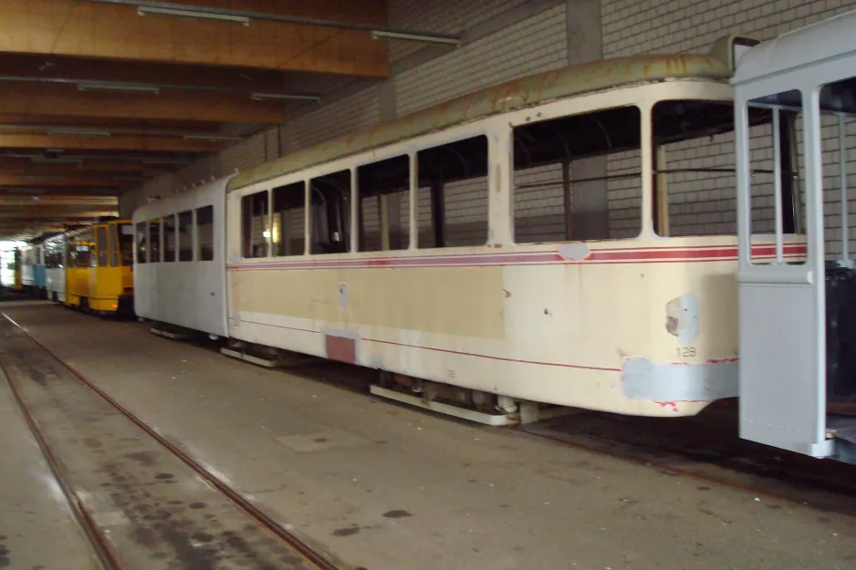 Skjoldenæsholm Gelenkwagen 815 innen Depot Zoitzbergstr. (2015)