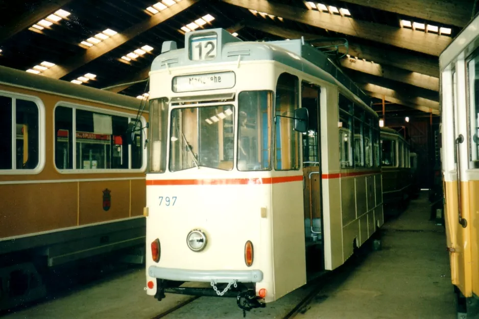 Skjoldenæsholm Triebwagen 797 innen Remise 1 (1995)