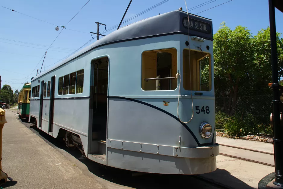 Sydney Museumslinie mit Triebwagen 548 im Tramway Museum (2015)