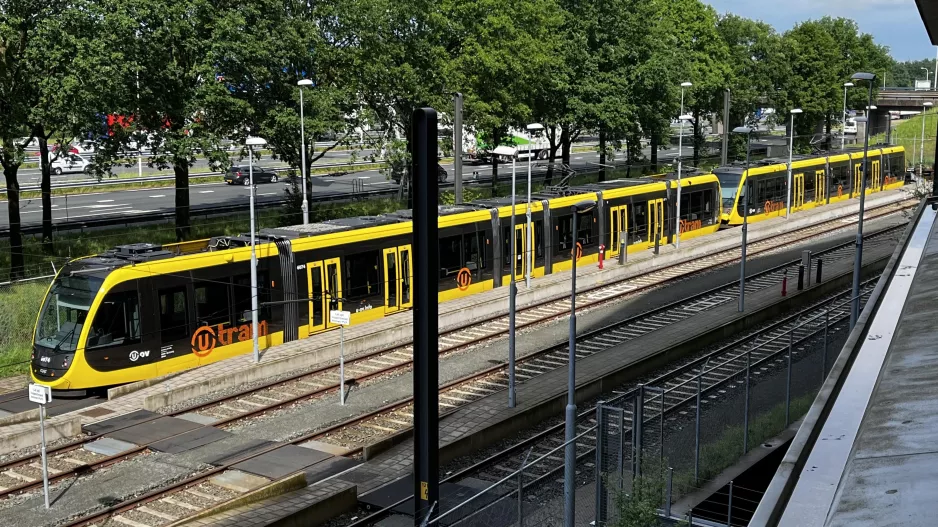 Utrecht Gelenkwagen 6074 auf der Seitenbahn bei P+R Utrecht Science Park (2022)