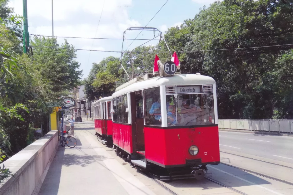 Wien Triebwagen 1nah Lerchenfelder Str. (2013)