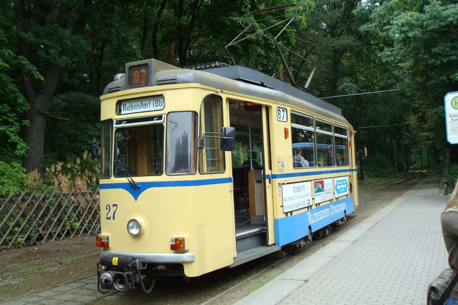 Woltersdorf Straßenbahnlinie 87 mit Triebwagen 27 am Rahnsdorf (2008)