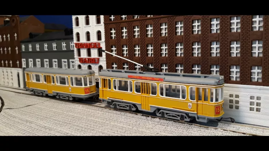 3D-gedruckte Kopenhagener Lunding-Drehgestellstraßenbahn in H0