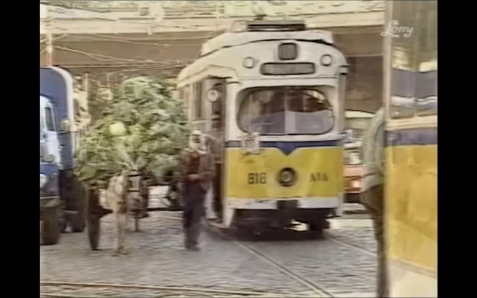 Die beiden Straßenbahnen aus Alexandria kehren zurück – TV-Lorry 2001