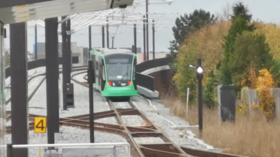 Die Stadtbahn der Hauptstadt vom Bahnhof Glostrup aus gesehen d. 4/11-2024