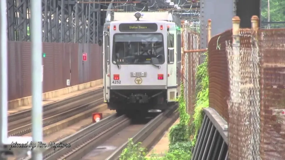 Die Stadtbahn Pittsburgh (seltenes Filmmaterial)