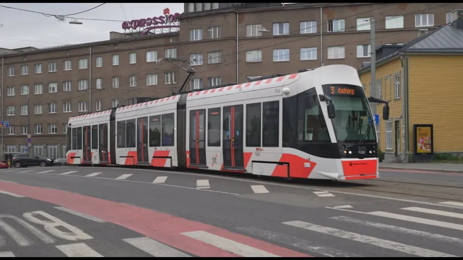 Estland, Tallinn, Fahrt mit der Straßenbahn 3 von Kosmos nach L. Koidula