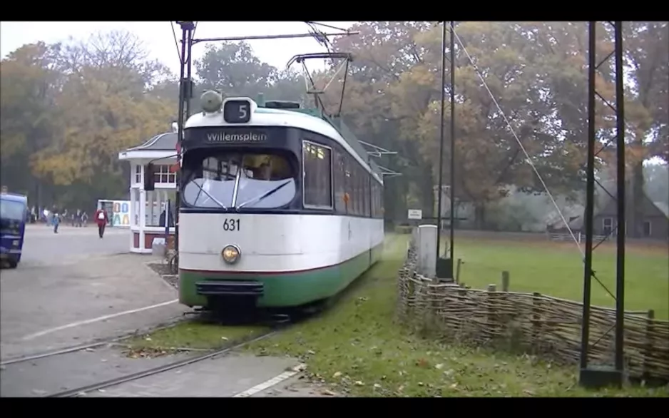 Mit der Straßenbahn durch das Niederländische Freilichtmuseum Arnheim