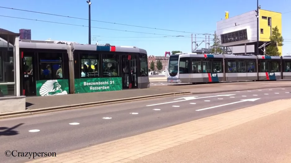 RET tram Citadis bij Wilhelminaplein Rotterdam naar Feyenoord op lijn 25