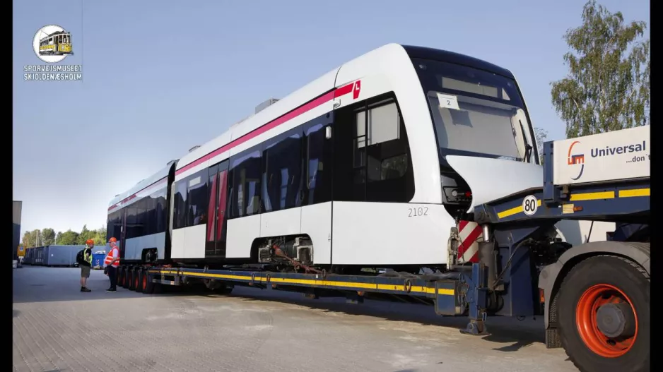 Stadtbahn Aarhus – Der erste TANGO ist angekommen