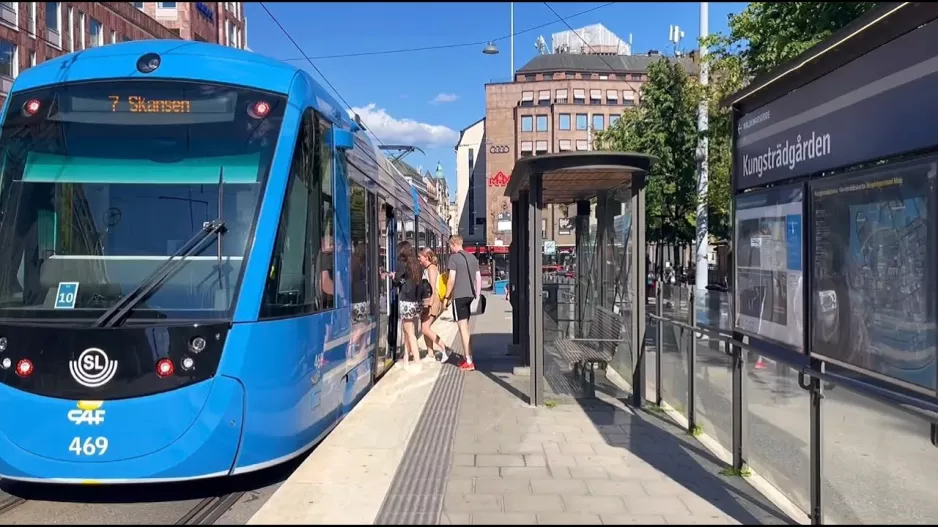 Sweden, Stockholm: Ride Tram 7 in June / Strandvägen and Djurgården View.